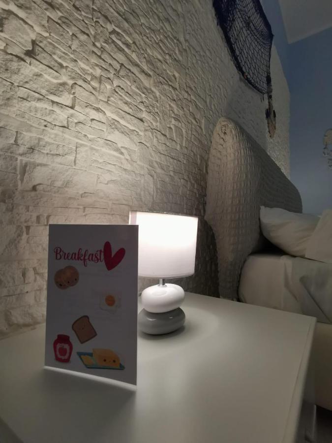 Al Porticciolo Bed & Breakfast Salerno Exterior photo
