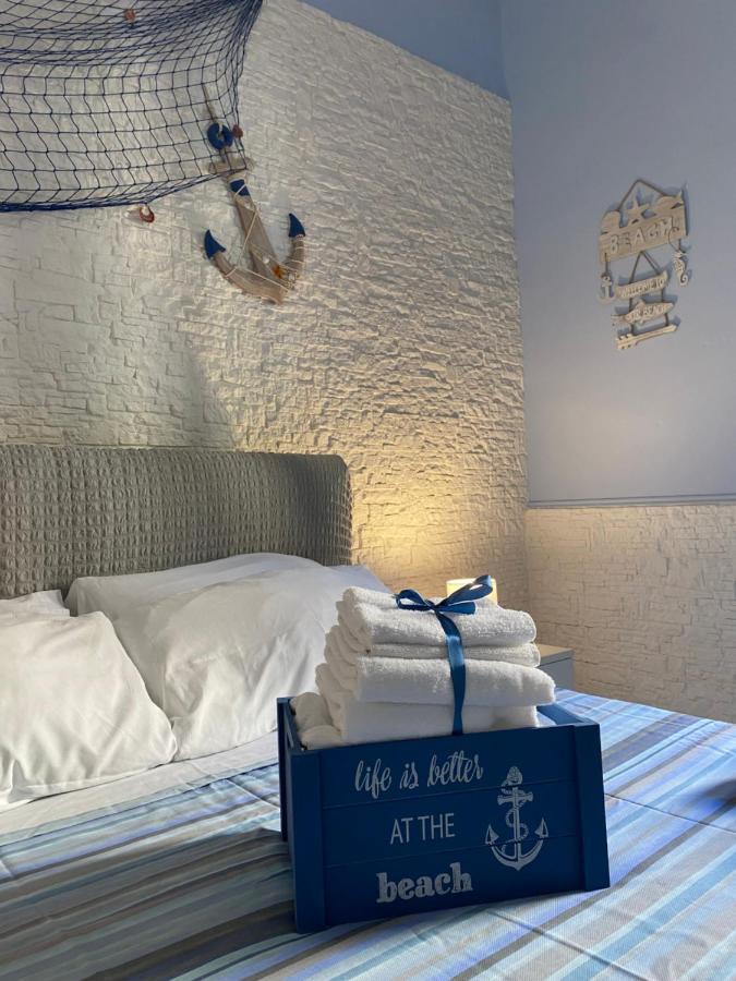 Al Porticciolo Bed & Breakfast Salerno Exterior photo